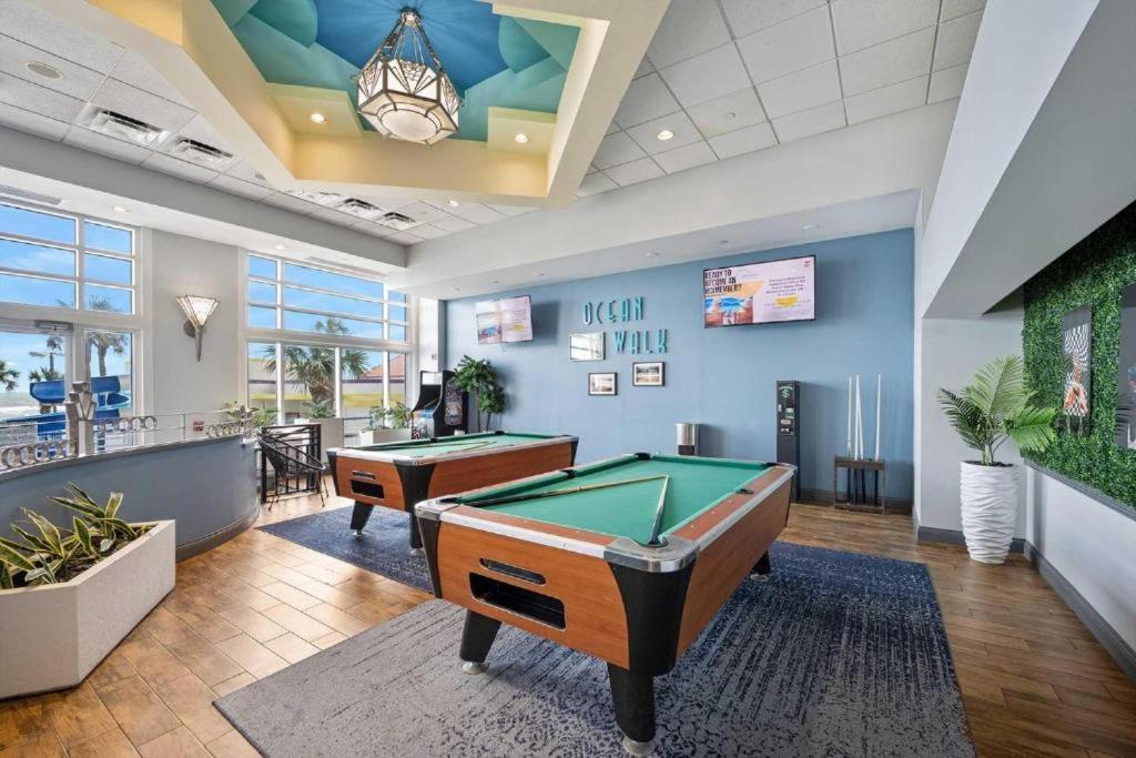 2 Bedroom Direct Oceanfront Wyndham Ocean Walk Daytona Beach 2226-0 دايتونا بيتش المظهر الخارجي الصورة