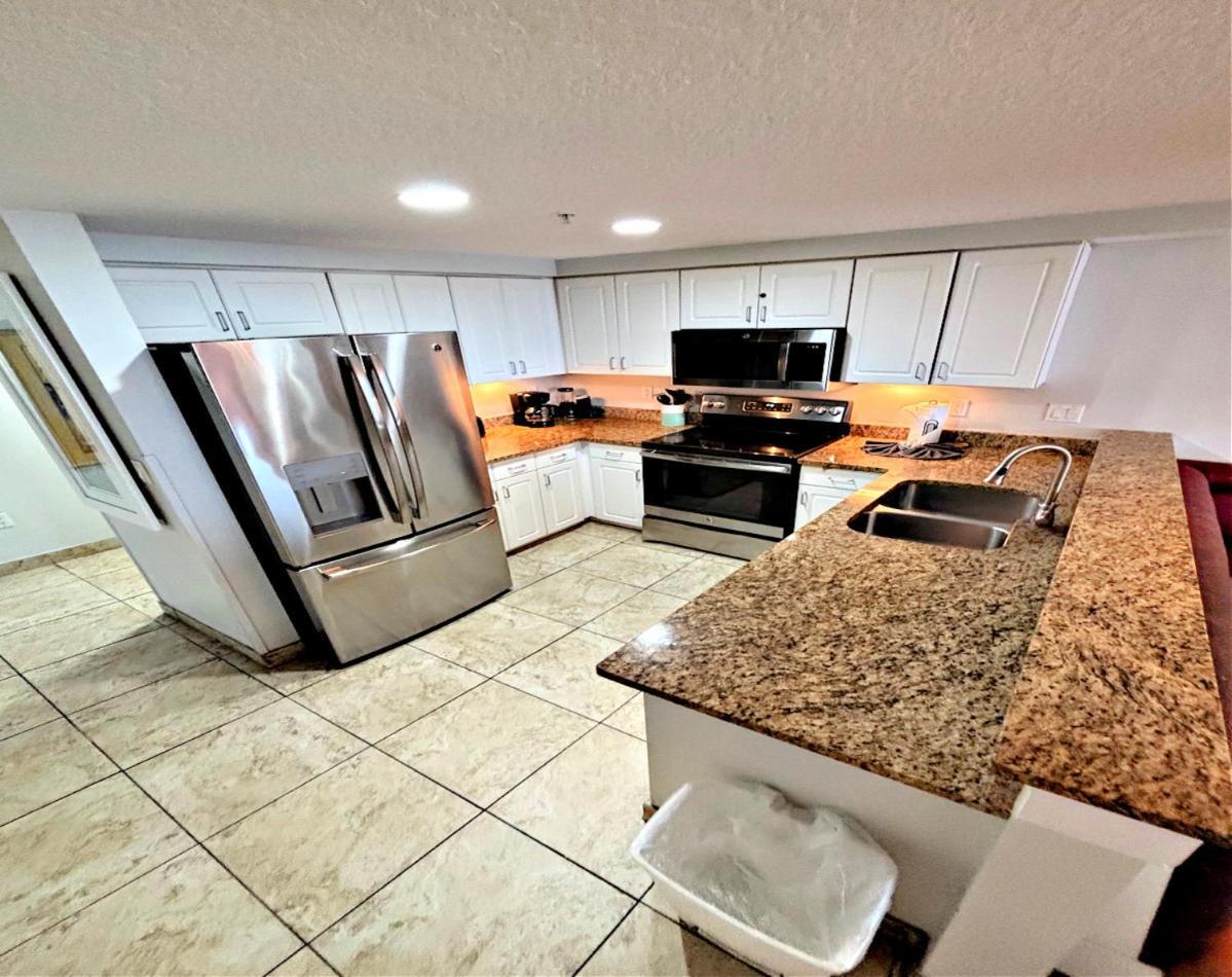 2 Bedroom Direct Oceanfront Wyndham Ocean Walk Daytona Beach 2226-0 دايتونا بيتش المظهر الخارجي الصورة